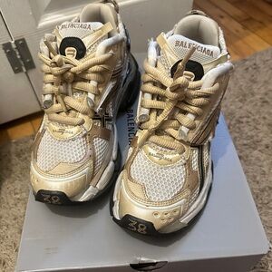 Balenciaga Runner Sneaker